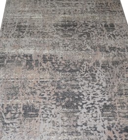 Синтетична килимова доріжка LEVADO 03605D L.GREY/BEIGE